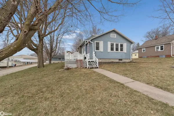 726 S 4th Street, Forest City, IA 50436