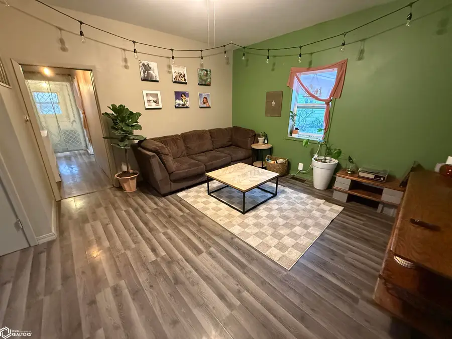 723 W Cass Street, Osceola, IA 50213 - #2