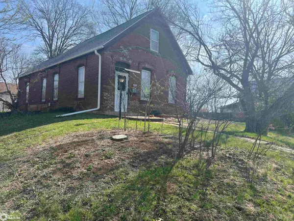 1329 Cedar Street, Keokuk, IA 52632