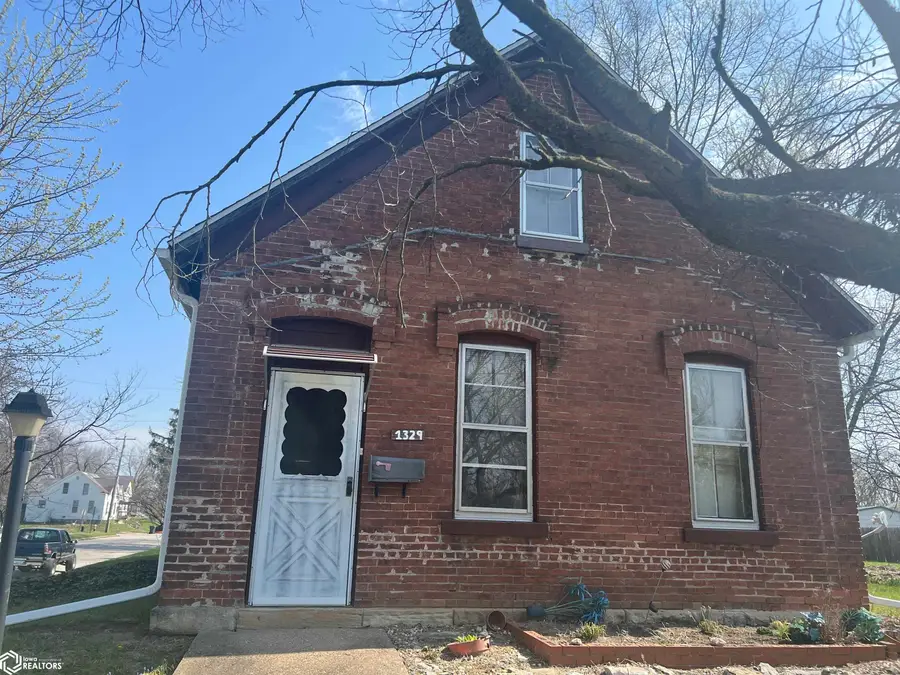 1329 Cedar Street, Keokuk, IA 52632 - #3