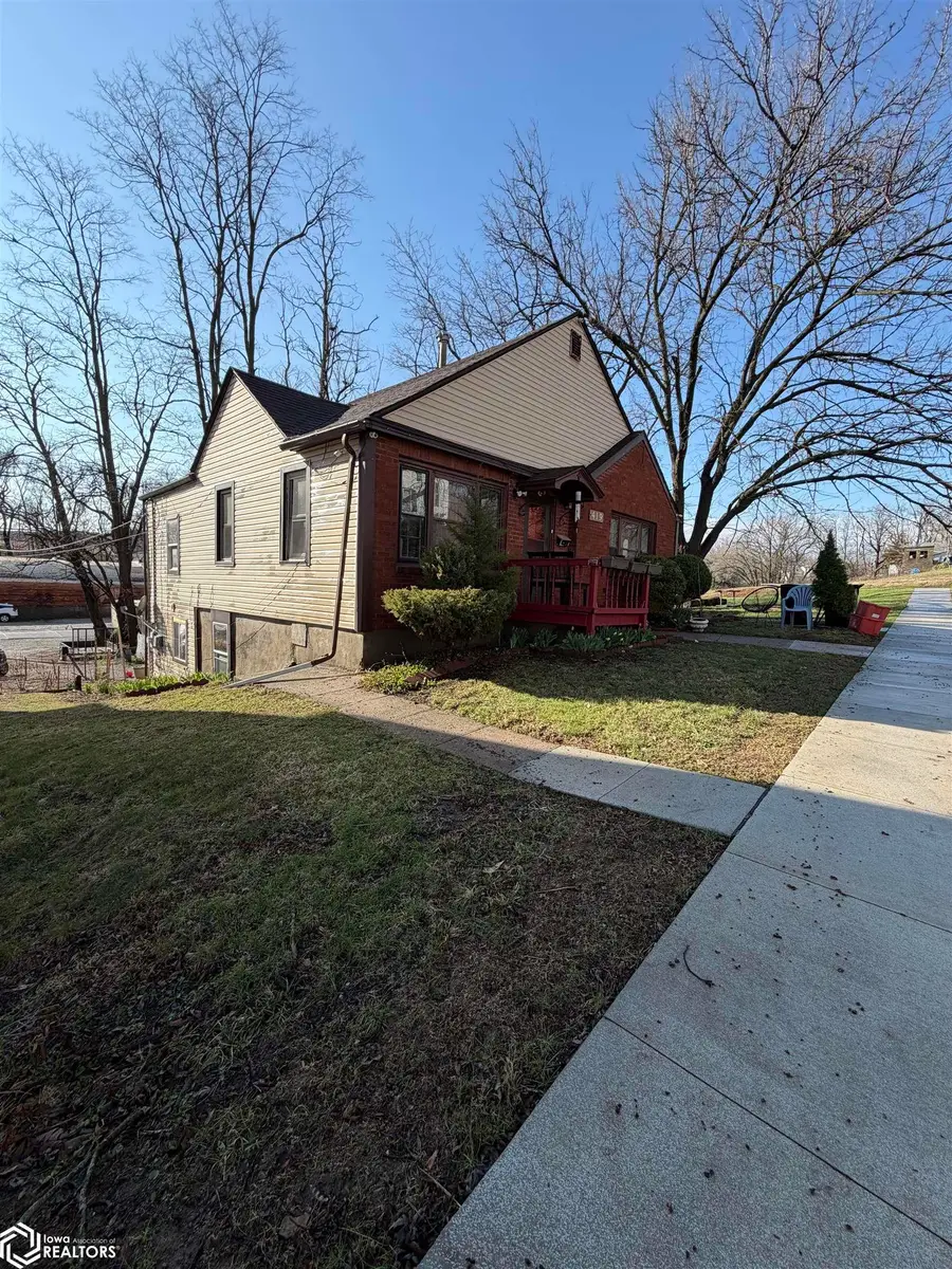 419 N Birch Street, Ottumwa, IA 52501 - #2