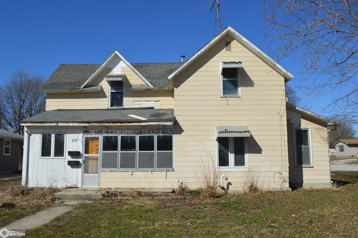215 3rd Street Ne, Belmond, IA 50421 - #1