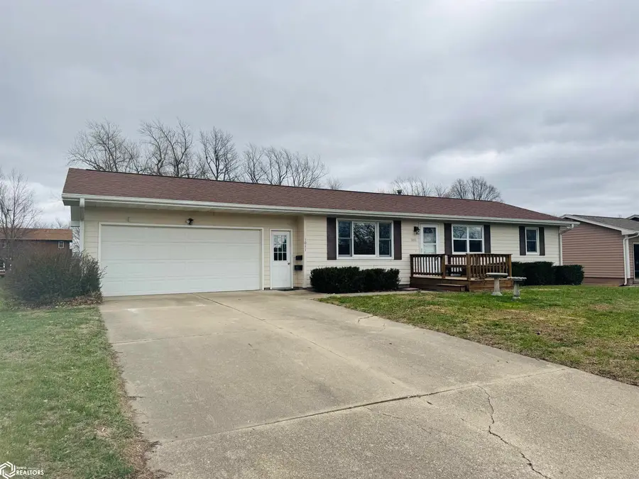 1011 N Mulberry Street, Creston, IA 50801 - #2