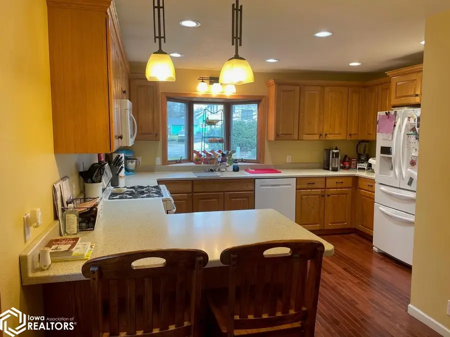 408 E Grove Street, Algona, IA 50511 - #3