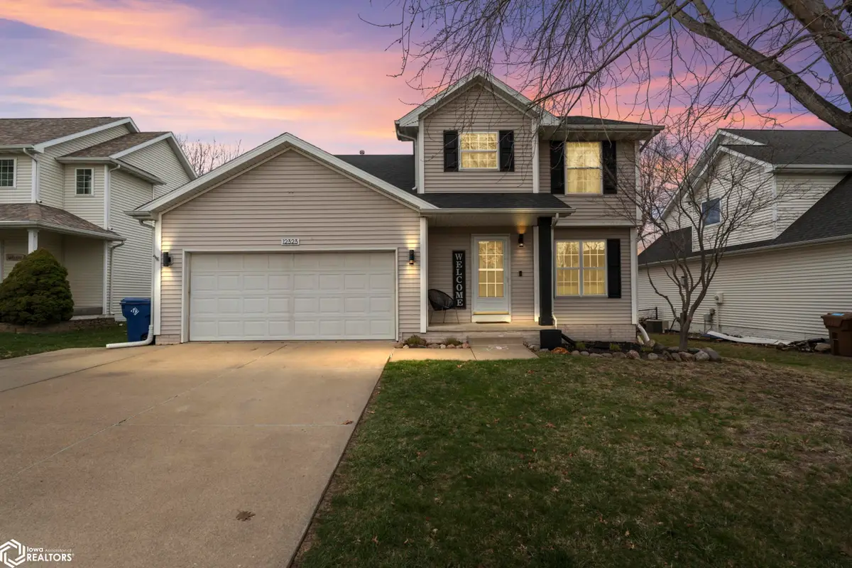 12323 Tanglewood Drive, Urbandale, IA 50323 - #1
