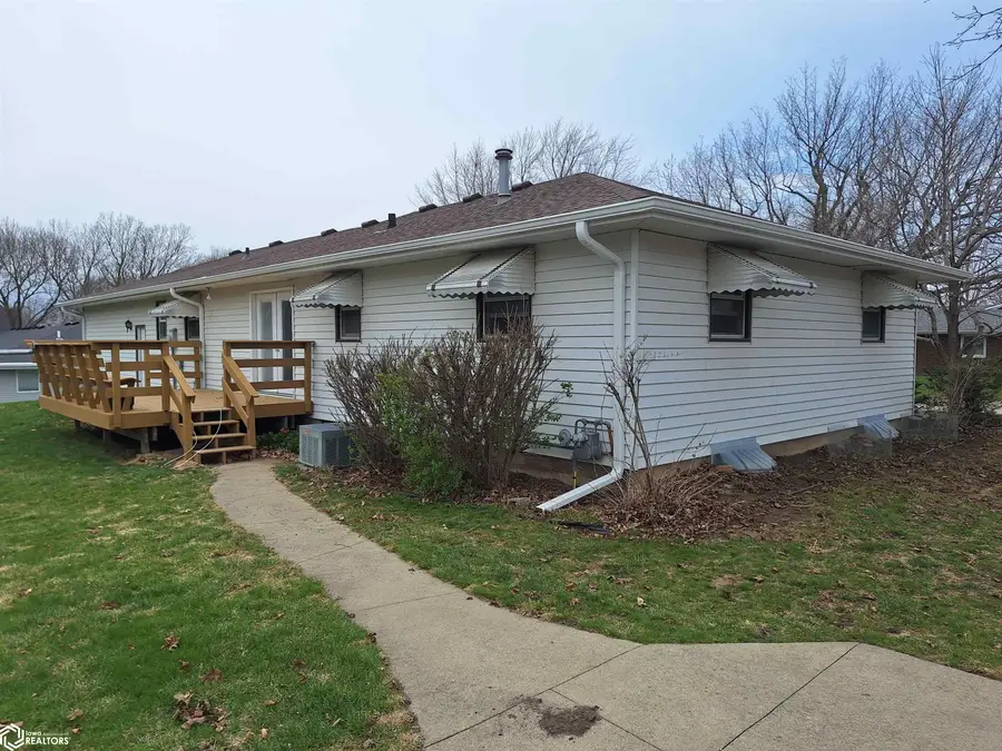 705 W 19th Street, Carroll, IA 51401 - #2