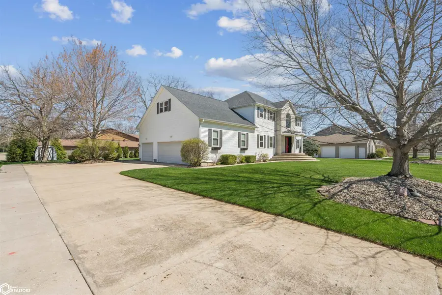 2606 Cliffwood Drive, Burlington, IA 52601 - #2