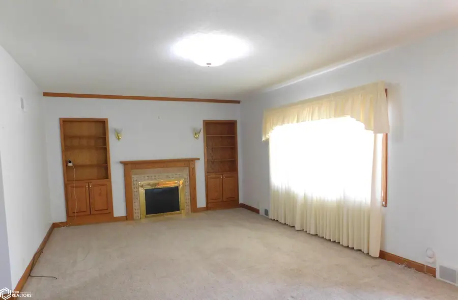 1425 4th Avenue N, Denison, IA 51442 - #2