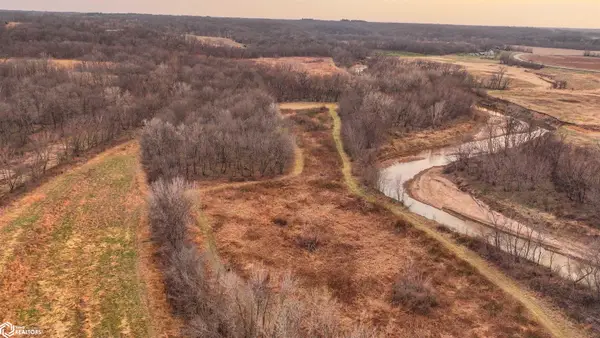 001 Swallow Boulevard, Floris, IA 52560