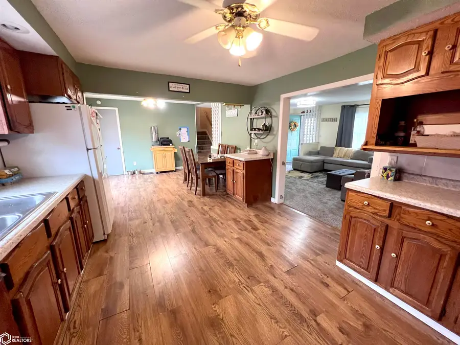 300 Kilbourn Street, Beacon, IA 52534 - #3