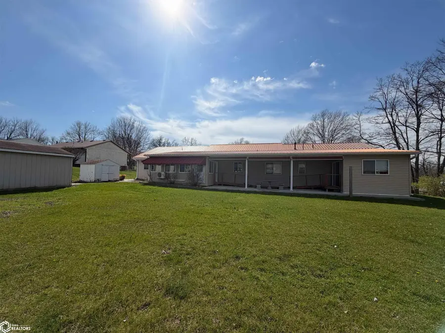 1617 S 15th Street, Centerville, IA 52544 - #2