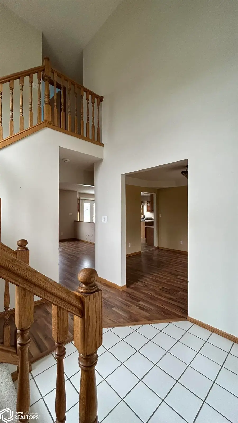 1612 Navajo Street, Burlington, IA 52601 - #3