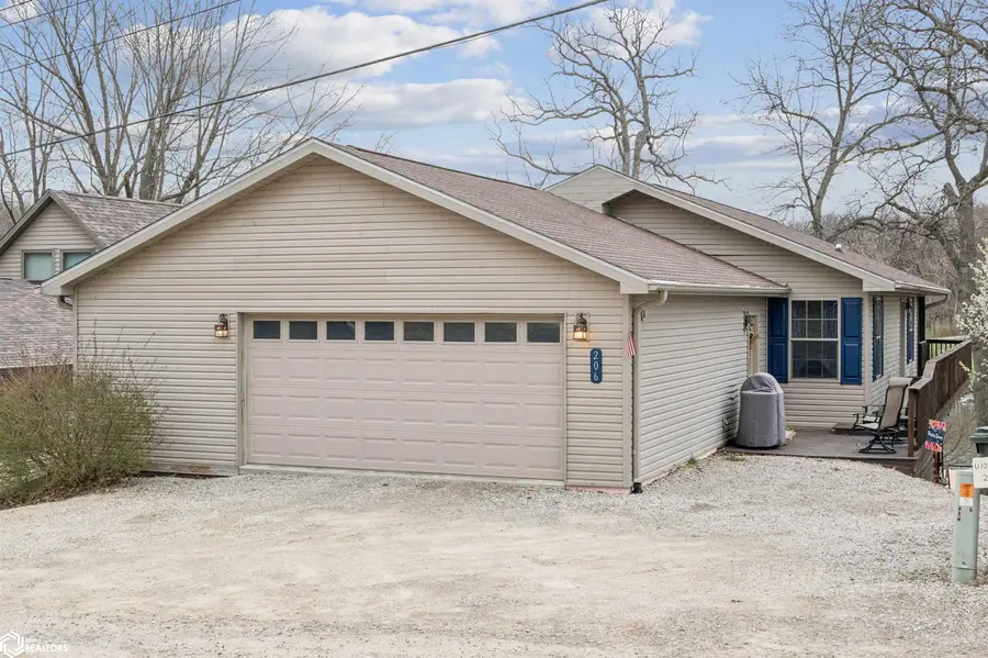 206 Horseshoe Drive, Montezuma, IA 50171 - #2
