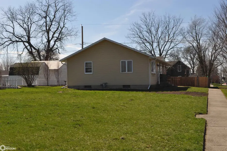 411 W 2nd Street, Carroll, IA 51401 - #3