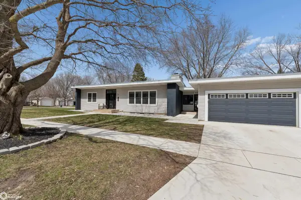 900 6th Avenue S, Clear Lake, IA 50428