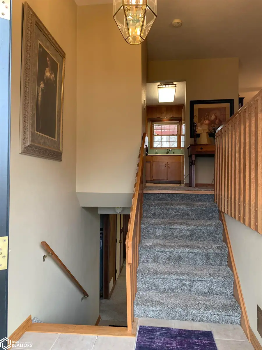 1110 Sunrise Drive, Creston, IA 50801 - #3