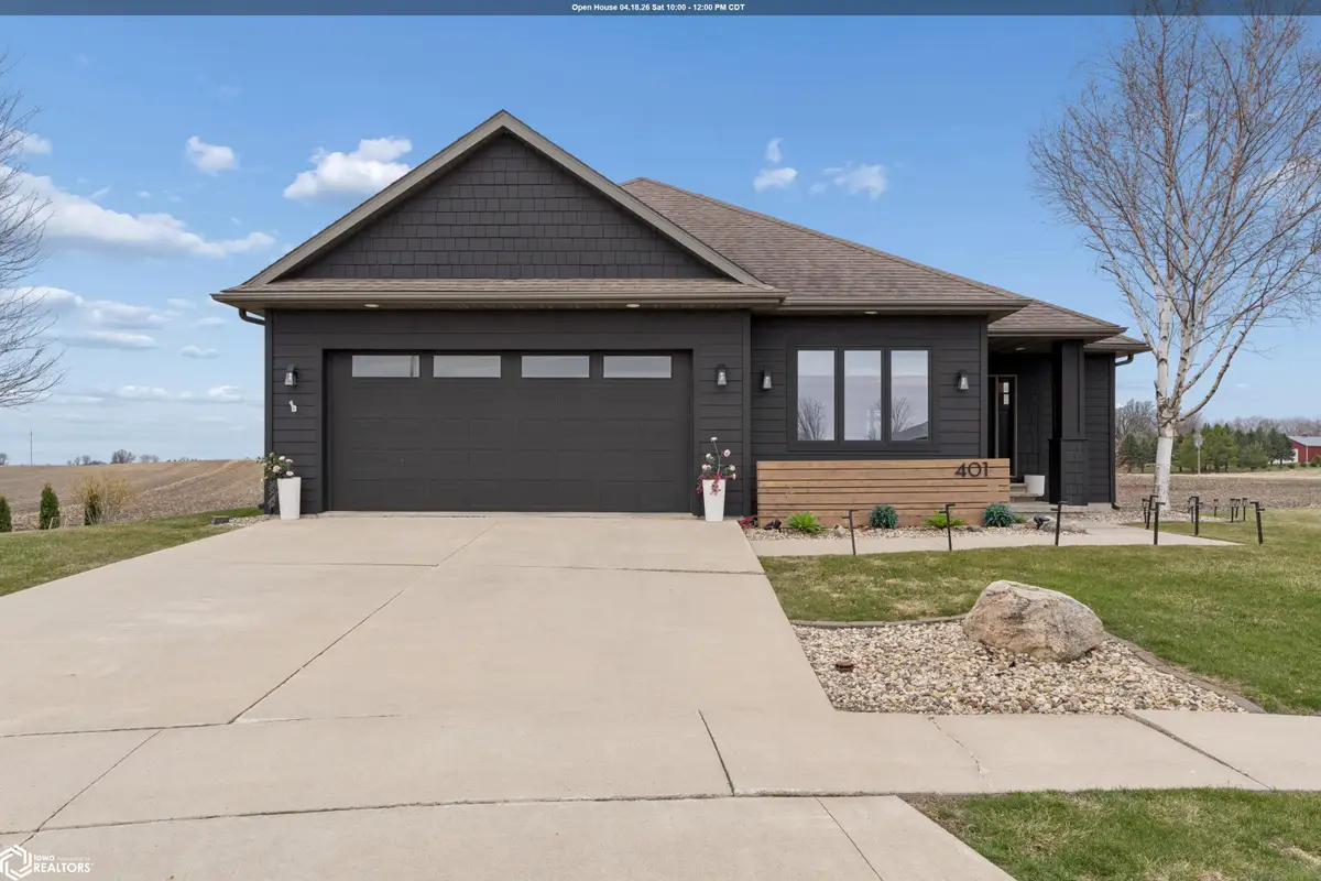 401 Bedford Ct, Clear Lake, IA 50428 - #1