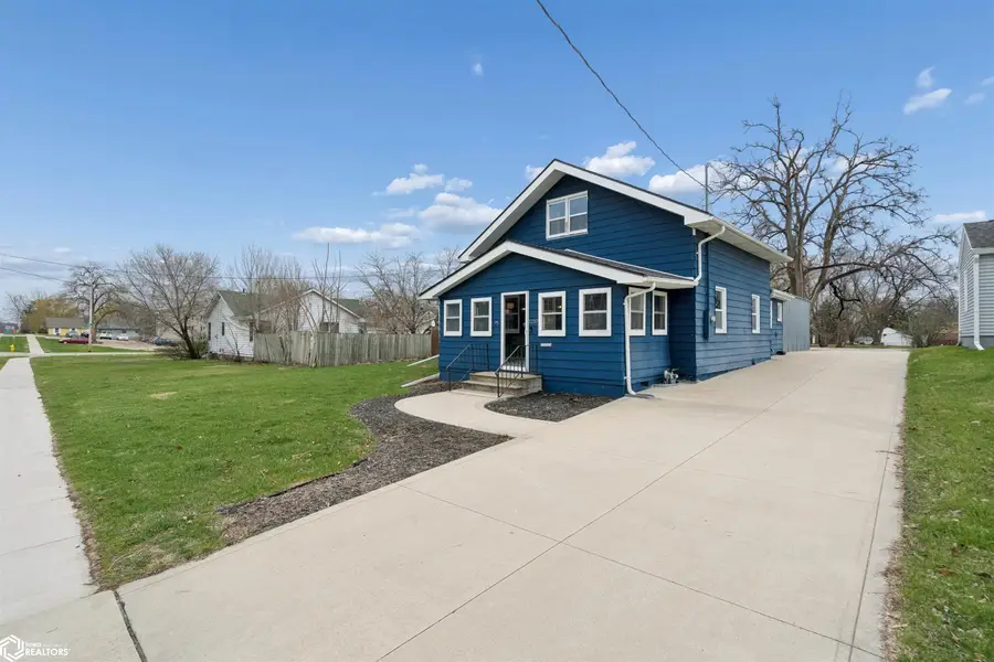 1210 Vine Street, West Des Moines, IA 50265 - #3