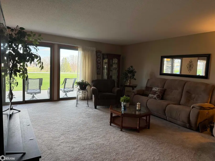 1603 E 14th Street #1, Atlantic, IA 50022 - #2