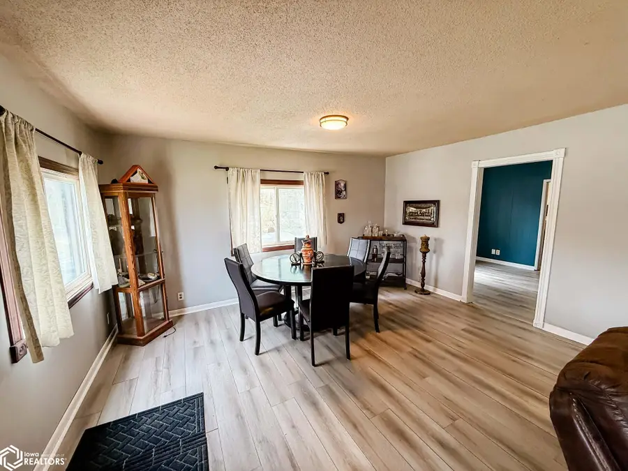 1809 Racine Avenue, Burlington, IA 52601 - #3