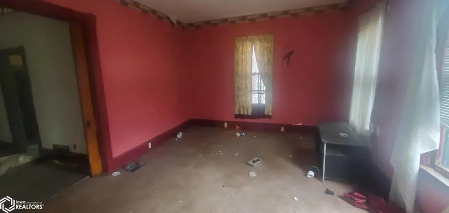 505 S Marshall Street, Burlington, IA 52601 - #2