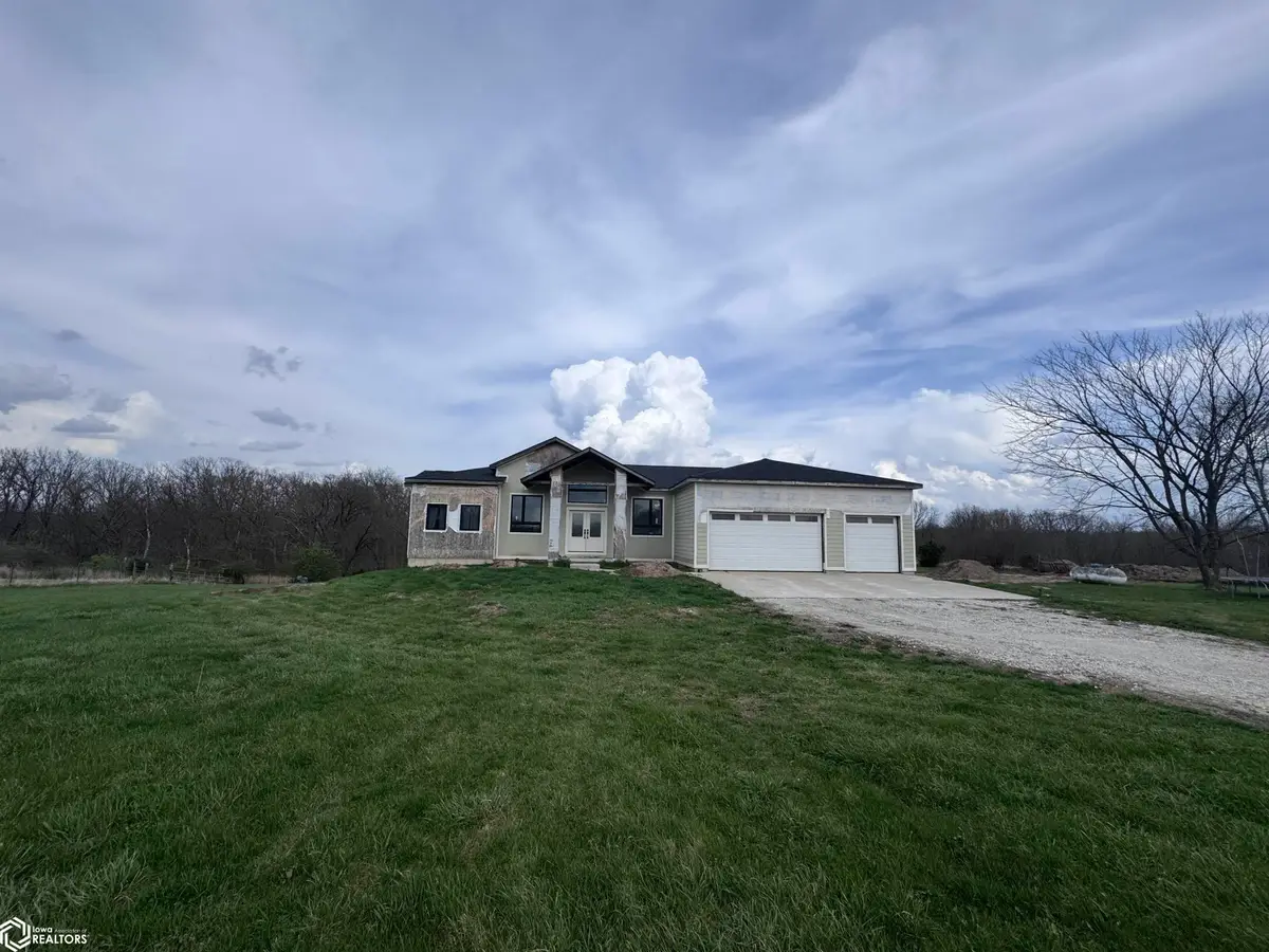 51174 185th Trail, Chariton, IA 50049 - #1