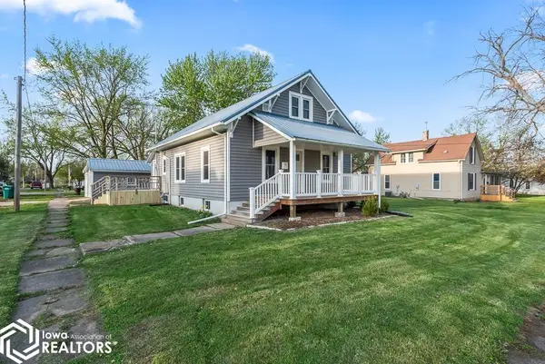 410 W Chestnut Street, Bloomfield, IA 52537