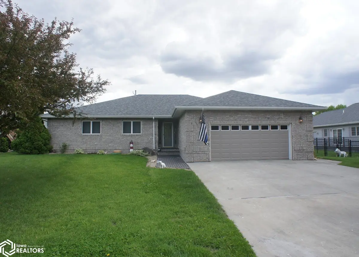 902 Fair Meadow Drive, Webster City, IA 50595 - #1