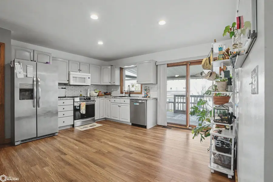 1704 Sioux Street, Burlington, IA 52601 - #3