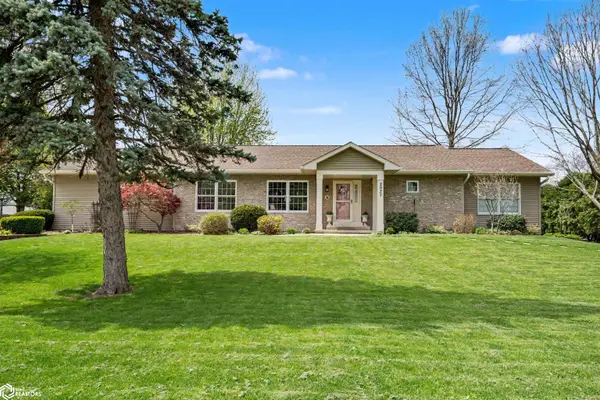 2937 Cliff Road, Burlington, IA 52601