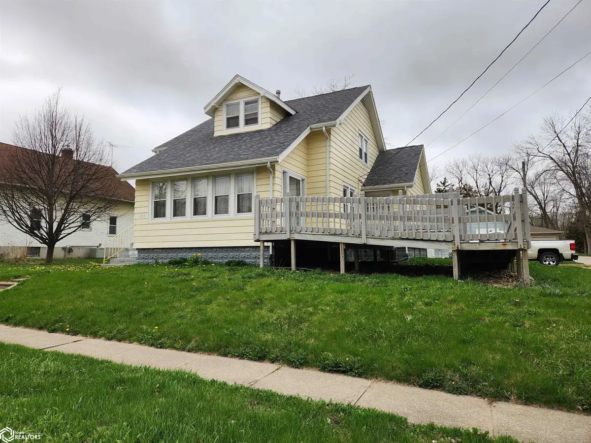 114 N Main Street, Traer, IA 50675 - #1