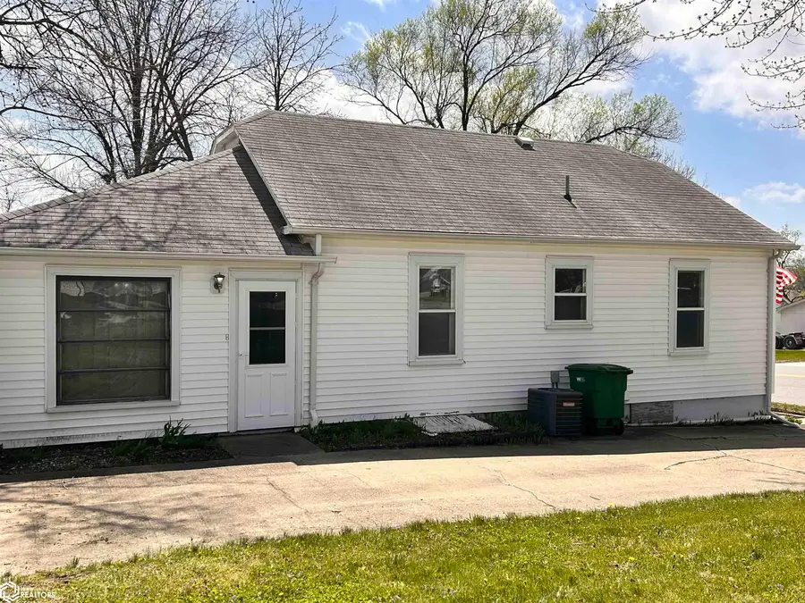 403 S Washington Street, Bloomfield, IA 52536 - #2