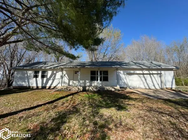 250 Section Line Road, Pontoosuc, IL 62330