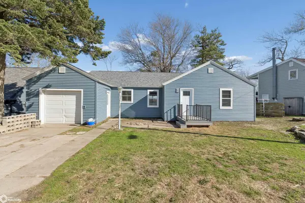 17 Clear View Drive, Ventura, IA 50482