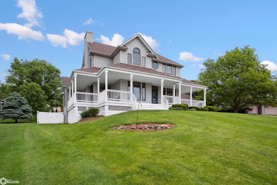 2310 Knollway Drive, Marshalltown, IA 50158 - #3