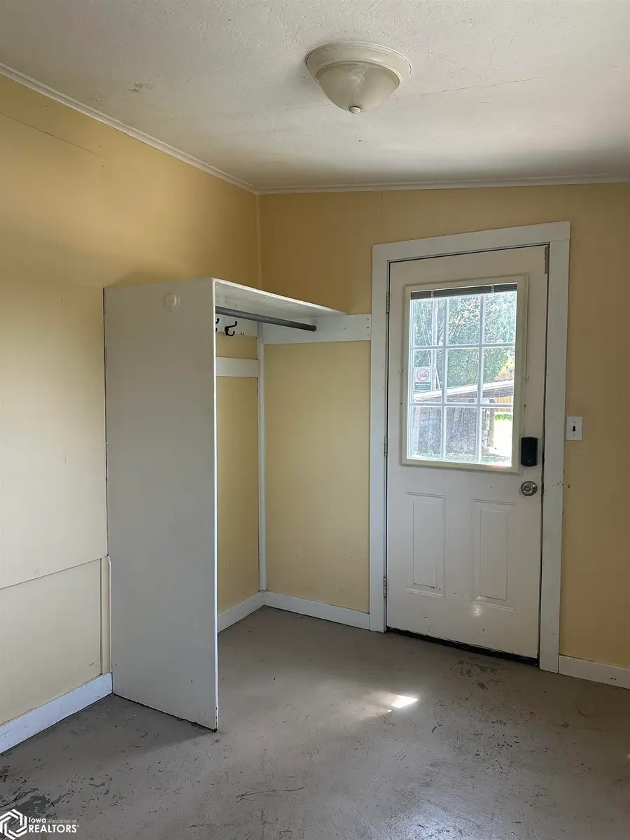 121 Clay Street, Burlington, IA 52601 - #3