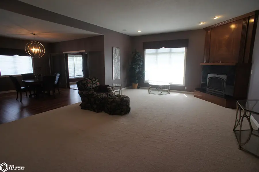 1909 Beach Street, Webster City, IA 50595 - #2