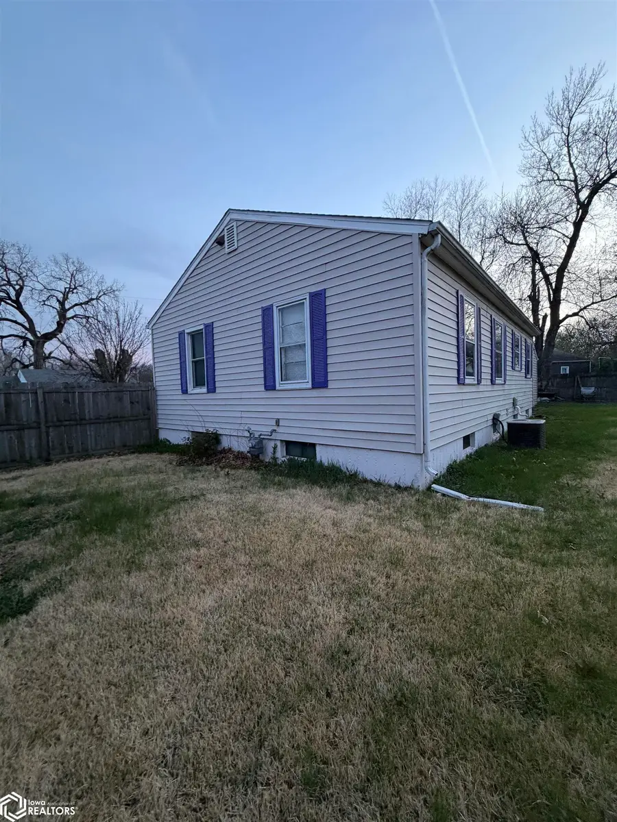 5 Silverwood Drive, Ottumwa, IA 52501 - #3