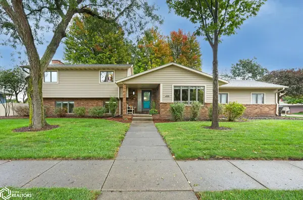 925 S 12th Street, Nevada, IA 50201