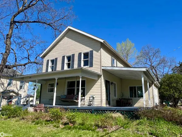 407 E Lowe Avenue, Fairfield, IA 52556