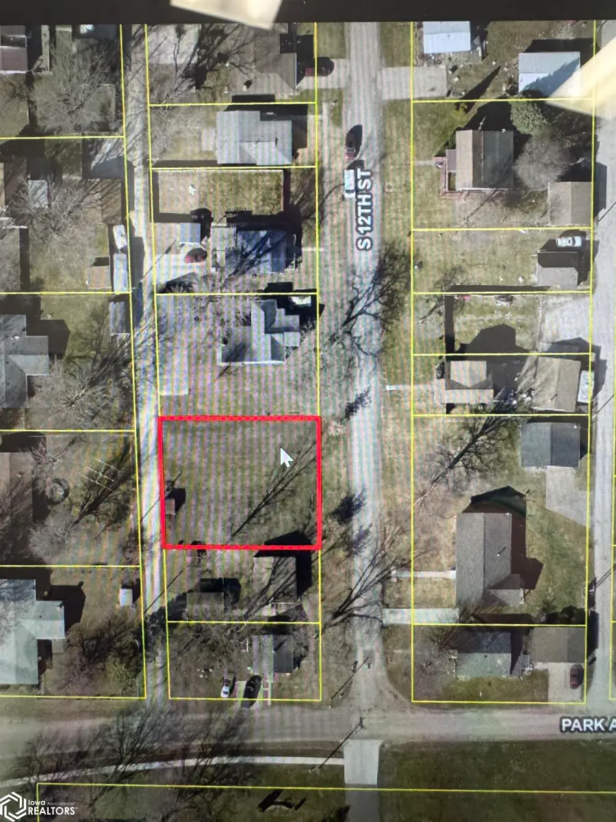 2225 S 12th Street, Burlington, IA 52601 - #2