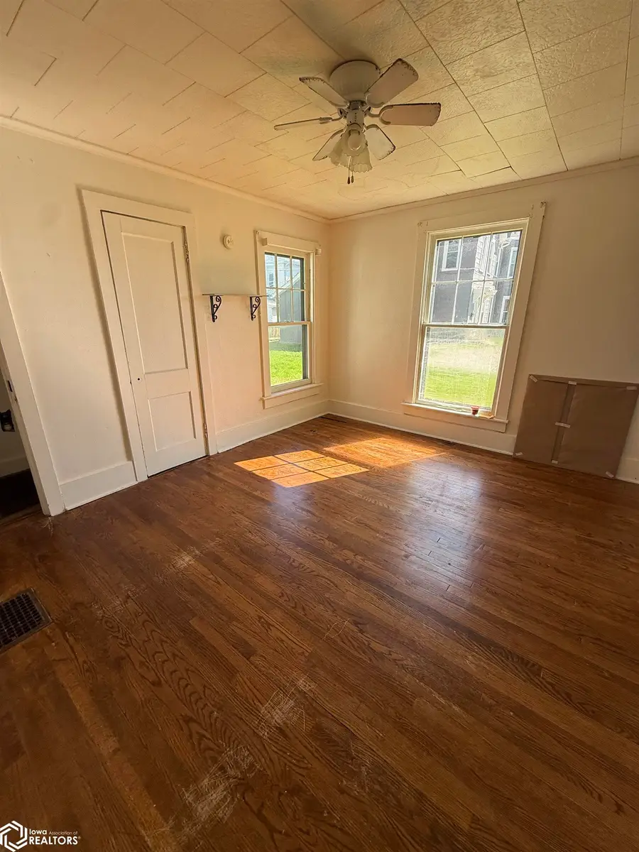 1604 Division Street, Burlington, IA 52601 - #3