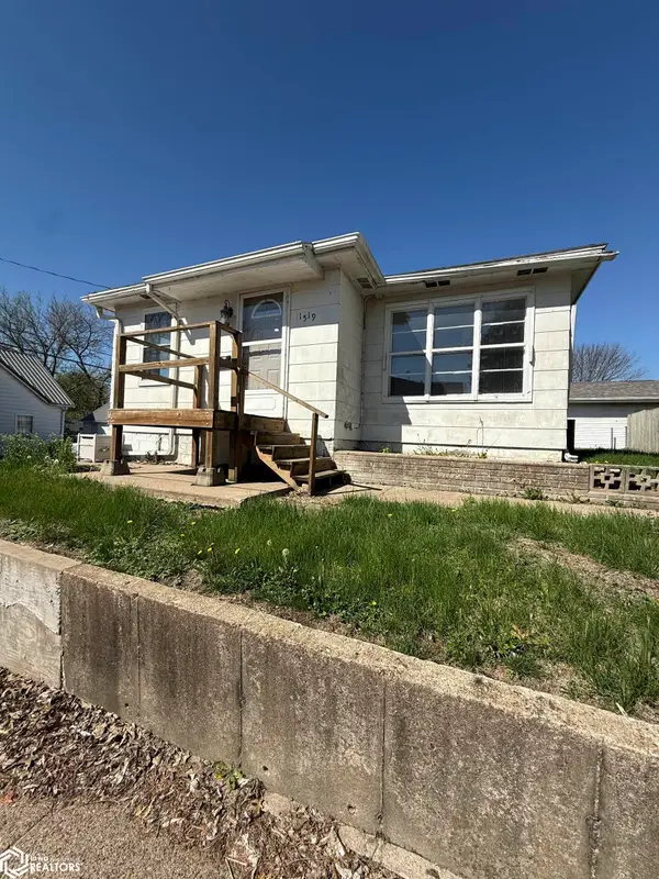 1519 Ashmun Street, Burlington, IA 52601