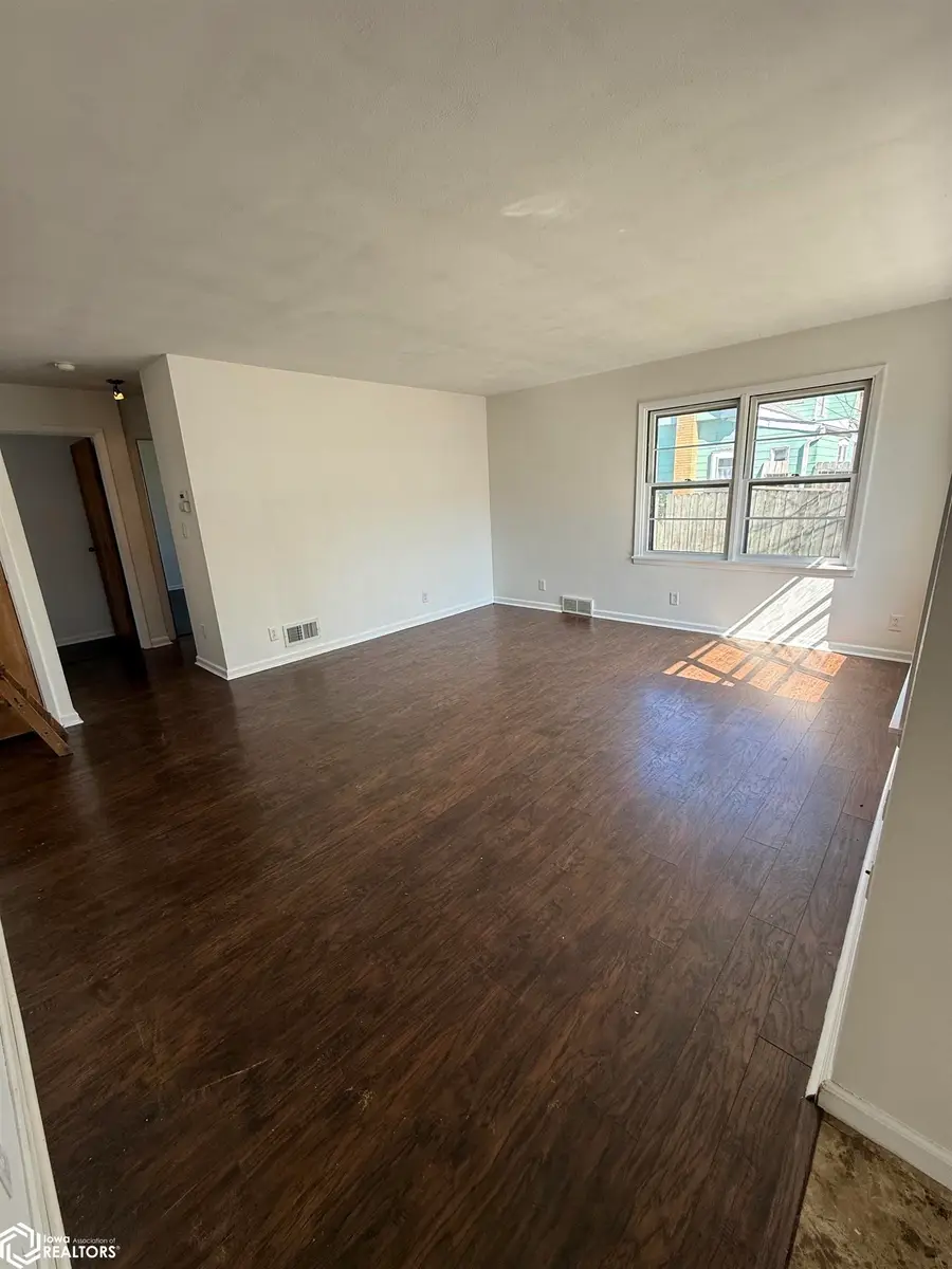 1519 Ashmun Street, Burlington, IA 52601 - #3