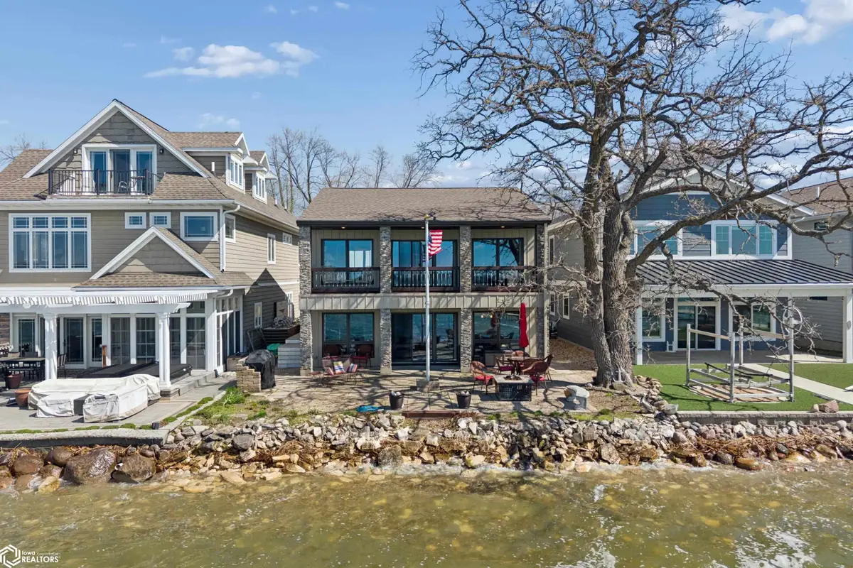 1403 S Lakeview Drive, Clear Lake, IA 50428 - #1