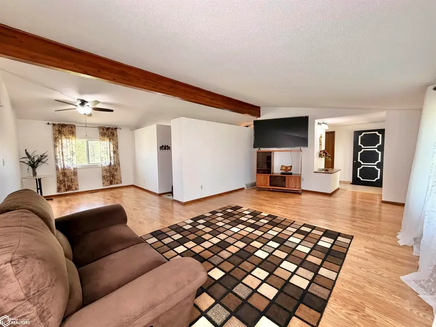 248 E Manning Avenue, Ottumwa, IA 52501 - #2