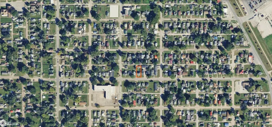 715 E Williams Street, Ottumwa, IA 52501 - #2