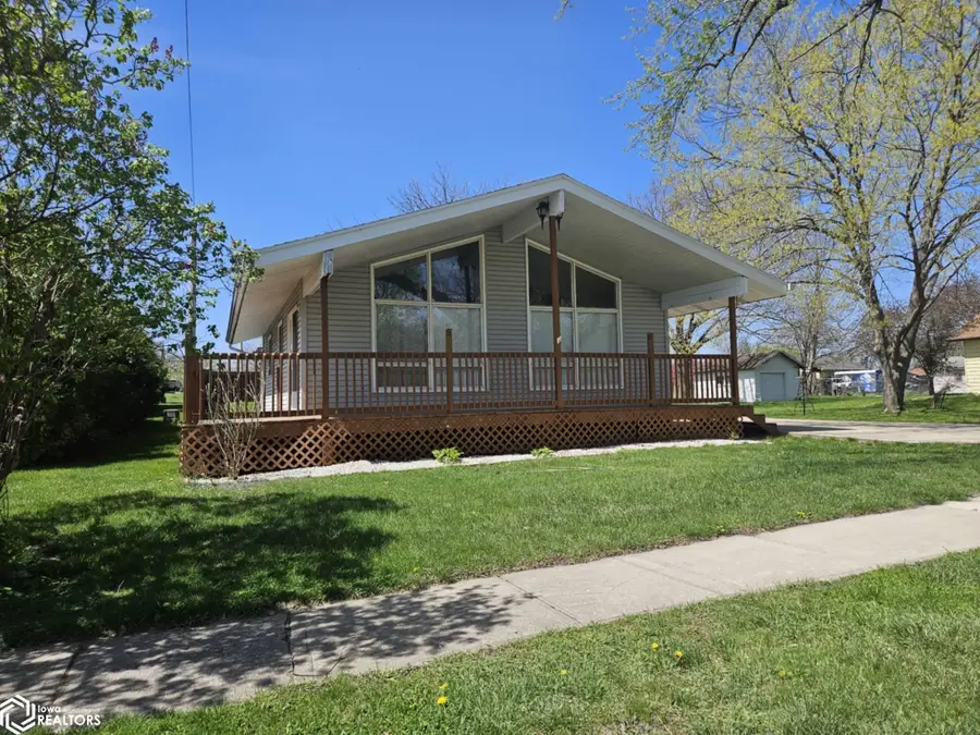 337 Apple Avenue, Webster City, IA 50595 - #2
