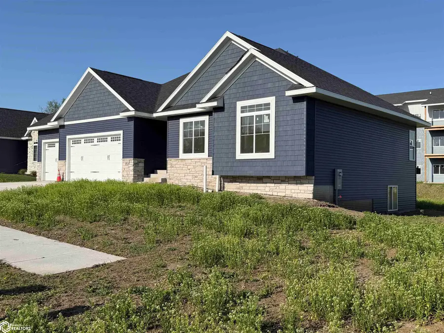 1217 N 18th Street, Chariton, IA 50049 - #2