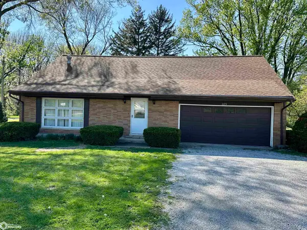 285 S Wilcox Street, Nauvoo, IL 62354